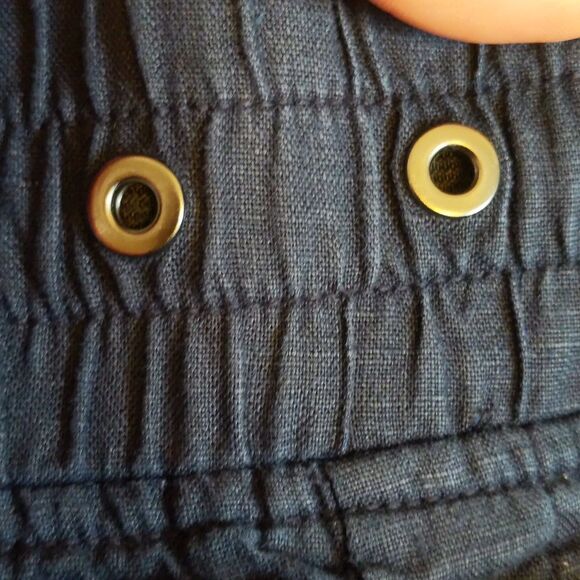 Athleta Cabo Linen 4" Short, navy blue, elastic waistband, pockets, size 4 - Picture 7 of 7